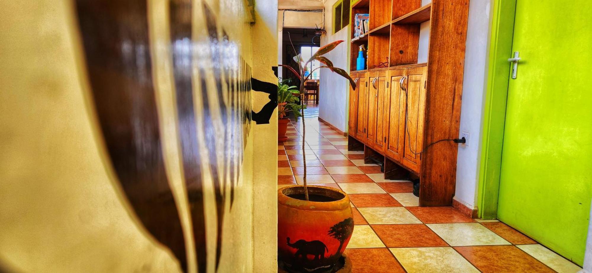 We Travel Hostel Моши Экстерьер фото